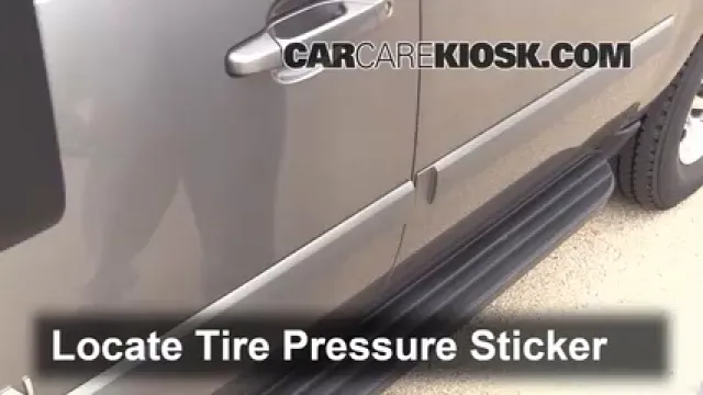 2007 Chevrolet Suburban 2500 LT 6.0L V8 Tires & Wheels Check Tire Pressure